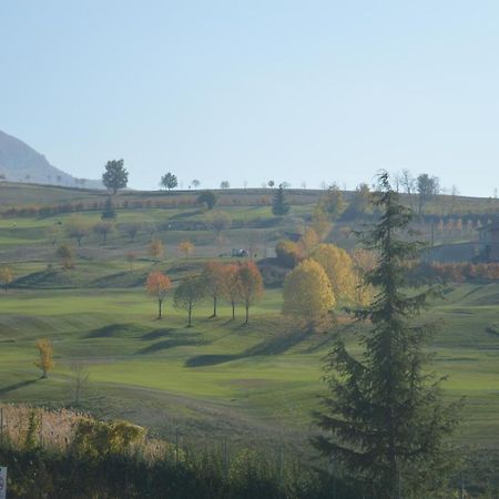 Golf Valcurone Hotel Momperone Eksteriør billede