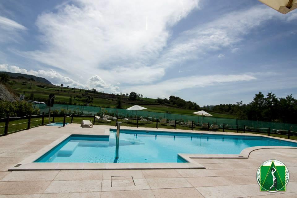 Golf Valcurone Hotel Momperone Eksteriør billede