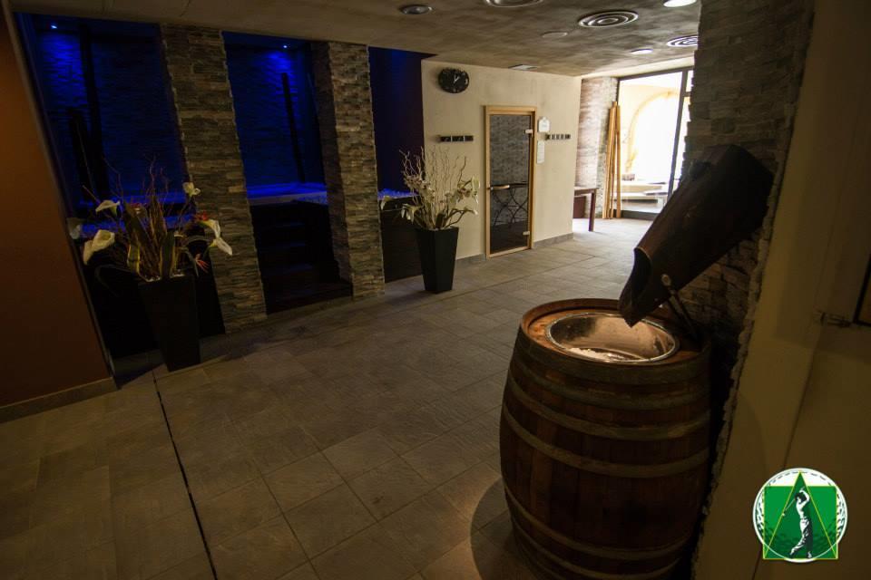 Golf Valcurone Hotel Momperone Eksteriør billede