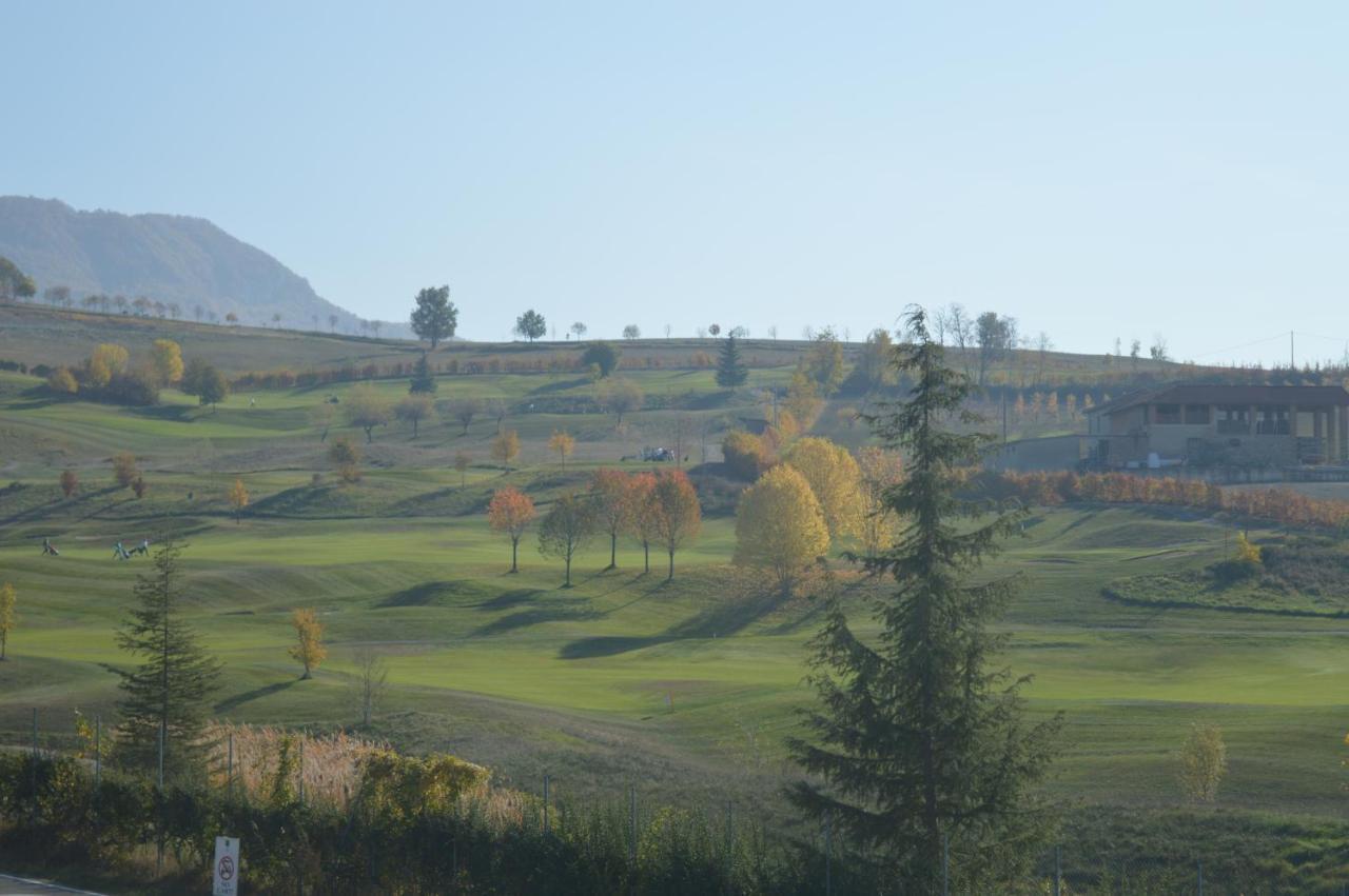 Golf Valcurone Hotel Momperone Eksteriør billede